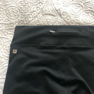 Fabletics- Mesh panel leggings gym key pocket!
